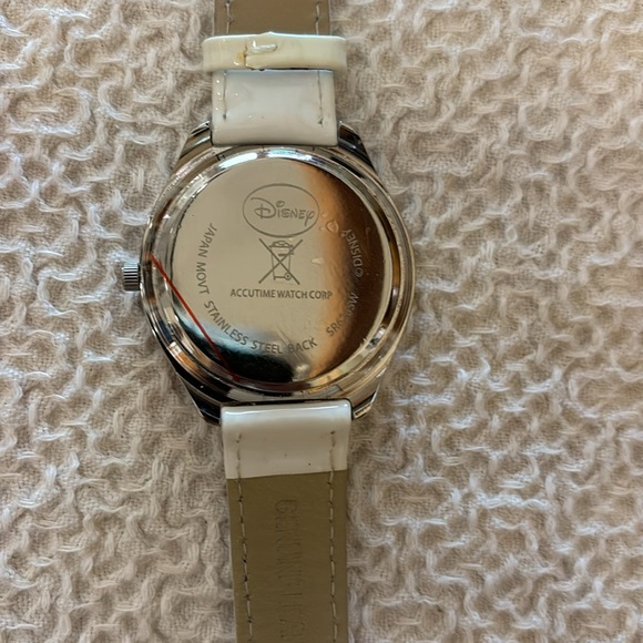 New Disney Minnie Mouse watch. White genuine leather band. Silver trim. - Picture 3 of 7